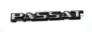 VW Passat Mk2 Heck Kofferraum Kofferraum Emblem 321853687 - Bild 1 von 4