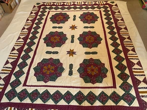 Vintage Hand Made Quilt Hand Quilted 86" x 67" Purple-Green  - Picture 1 of 12