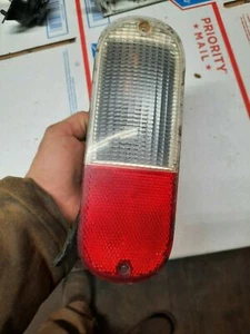 01 02 03 04 05 CHRYSLER PT CRUISER REAR REVERSE BACK UP LIGHT RIGHT OR LEFT OEM - Imagen 1 de 2