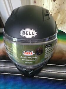 Bell Snowmobile Helmet New Revolver  Evo Medium 