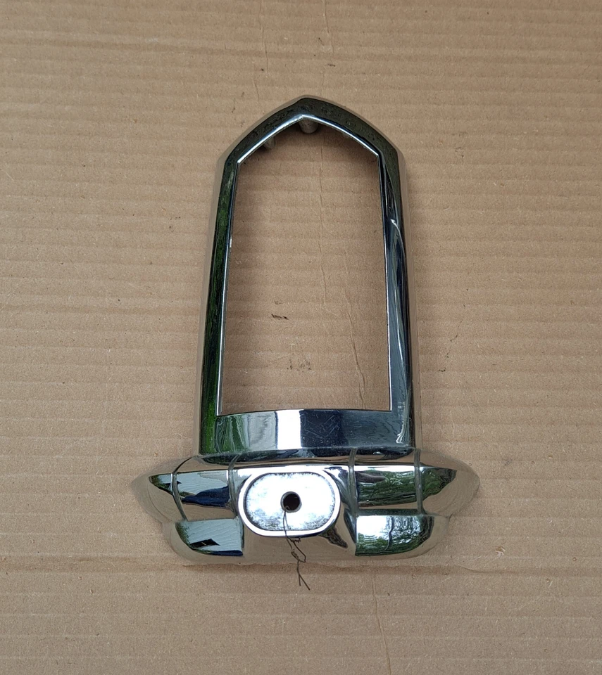 1950 1951 Dodge Wayfarer 2 двери седан новый из старых запасов MoPar правый задний фонарь безель корпус - Изображение 1 из 4