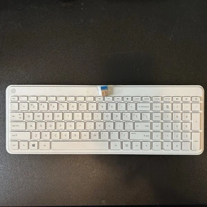 White HP SK-2063 Wireless Keyboard - Picture 1 of 3