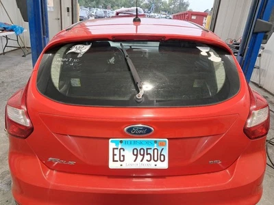 Б/у крышка деки подходит: 2012 Ford Focus Htbk спойлер без камеры заднего вида SE класса A - Изображение 1 из 4