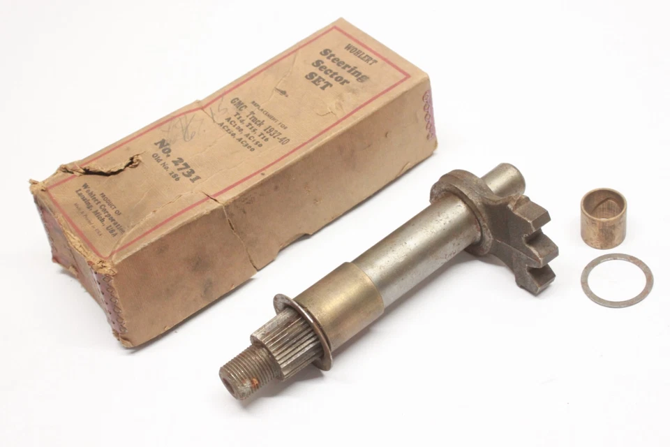 NORS 1937-40 GMC T14 T15 T16 AC100 AC150 AC250 AC300 Steering Sector Shaft 2731 - Image 1 of 4