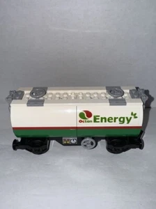 Lego Train Custom Octan Oil Tanker - Imagen 1 de 2