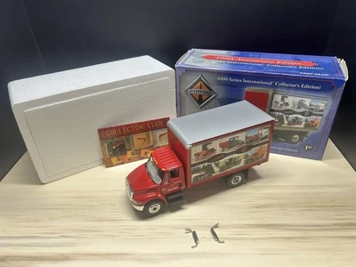 *ЧИТАЙТЕ* 1:34 ПЕРВАЯ ПЕРЕДАЧА МЕЖДУНАРОДНАЯ СЕРИЯ 4400 100-я годовщина 19-2935 - Изображение 1 из 4