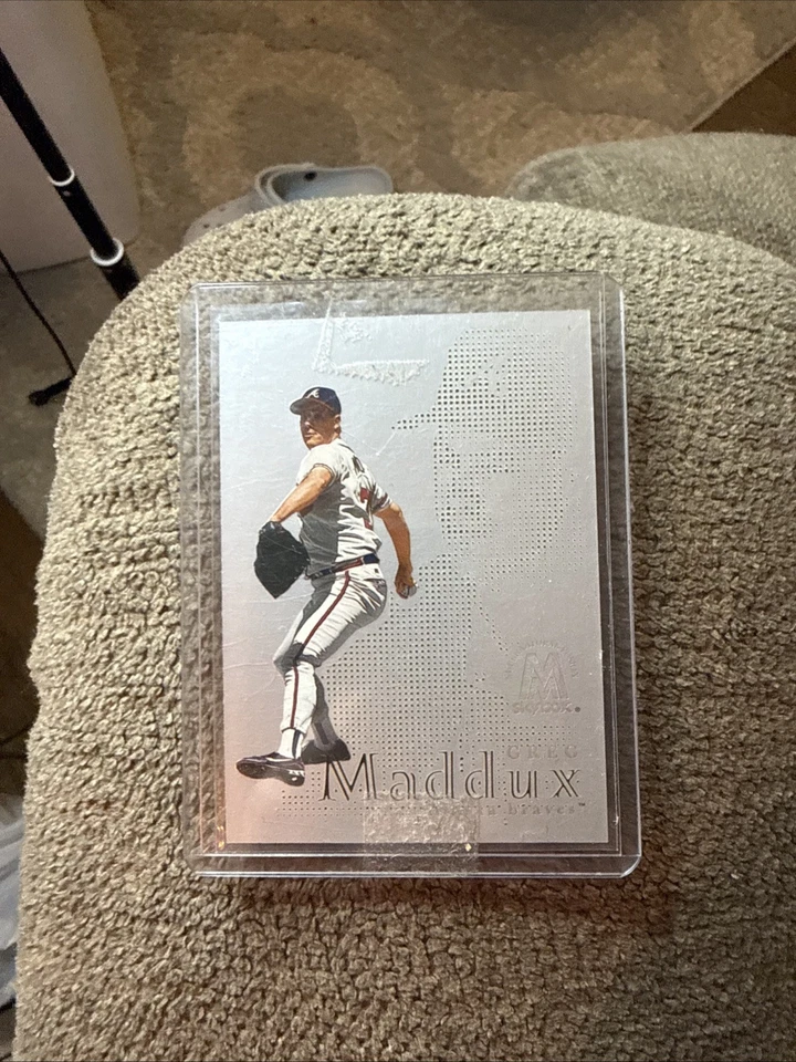 1999 Skybox Molten Metal - Heavy Metal Fusion Greg Maddux #36F - Image 1 of 2