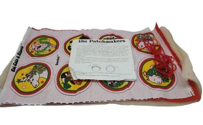 The Patchmakers Tim Berrini Fat Cats & Friends Fabric Ornament Kit 1981 Round - Image 1 of 4