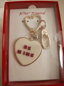 Betsey Johnson Key Chain Heart Pendant Gold Tone Purse Clip Be Mine Beige Gift - Bild 1 von 4