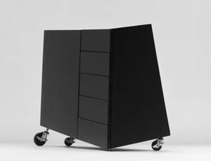 Containerschrank Pallucco Viva il toro - Exposo al MOMA - Bild 1 von 6