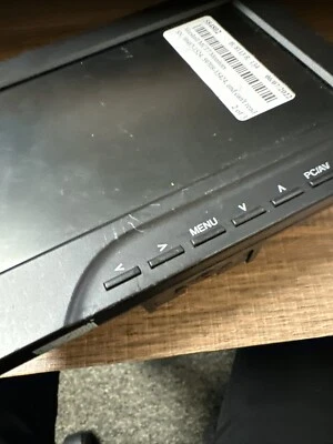 Marshall M-CT7 7" On-Camera Field Monitor w/LP-E6 - Image 1 of 4