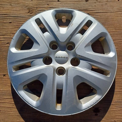 Dodge Grand Caravan Journey hubcap 2013- 2020 fits 17" wheels 04726433AA 8047 02 - Image 1 of 4
