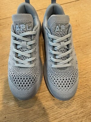APL Techloom Pro para mujer talla 6 gris congelado/azul hielo BNWB Foto 1 de 4