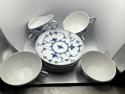 套装 6 皇家哥本哈根 #575 蓝色凹槽手绘 6 1/8 英寸 杯子和茶碟 很好 — 第 1/4 张图片