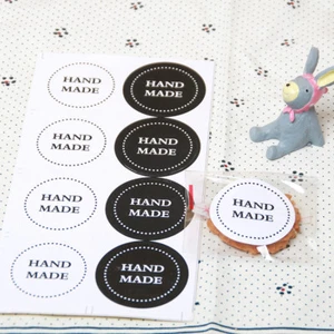 Circle "Handmade" Sticker Seal Label- Gift Box Soap Craft Cookie Christmas - Picture 1 of 3
