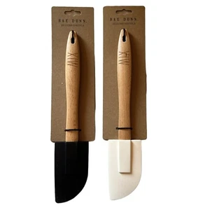 NUEVO Juego de 2 espátulas de silicona Rae Dunn blanco y negro - Imagen 1 de 4