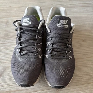 Nike Air Zoom Pegasus 33, dark gray, women's size 8, great condition! - Picture 1 of 5