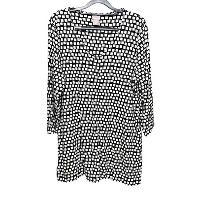 Chicos Womens Size 3  Black White Geometric Print 3/4 Sleeve V Neck Tunic Top - Image 1 of 4