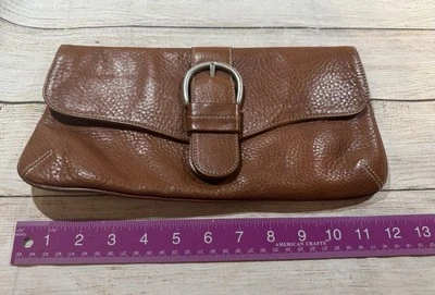 Bolso sin asas Christopher Kon de cuero marrón plegable Tb22 Foto 1 de 4