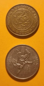 2000 CHUCK E CHEESE WHERE A KID CAN BE A KID TOKEN - Bild 1 von 2