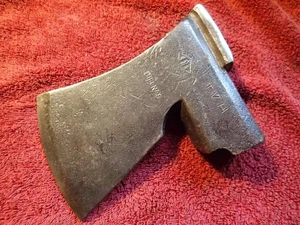 1.492 kg NICE VINTAGE AXE HEAD BILLNÄS / BILLNAS 12/2 FINLAND FINNISH - Picture 1 of 7
