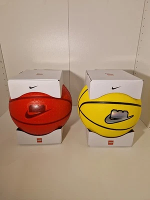Nike LEGO Basketball Rot + Gelb 2 Basketbälle NEU  & OVP - Bild 1 von 4