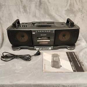 VTG Sharp WQ-T360A Stereo Boombox Dual Tape Deck / AM/FM / X-Bass - WORKING WELL - Foto 1 di 20