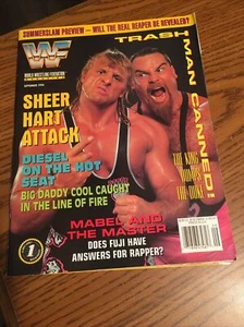 WWF MAGAZINE: Cover: SHEER HART ATTACK. Sept 1994 - Picture 1 of 1
