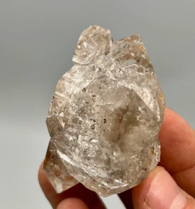 95 g diamante esquelético Herkimer de doble terminación, fantasmas ahumados - Imagen 1 de 10