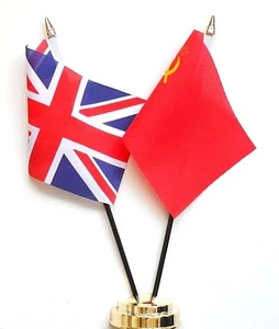 Juego de banderas de mesa de amistad del Reino Unido y la URSS Unión Soviética Rusia - Imagen 1 de 3