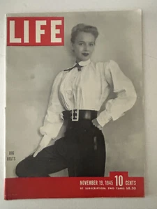 Life Magazine November, 19, 1945, Nuclear Missile War, Paggy Cummins film test - Picture 1 of 7