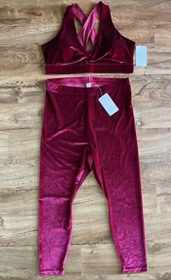 Sutiã esportivo Fabletics Oasis Twist e leggings de veludo, tamanho 3X, novo com etiquetas, curto, cintura alta - Imagem 1 de 4
