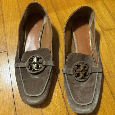 Zapatos planos de ballet Tory Burch Reva para mujer, talla 8 1/2 m de gamuza, logotipo marrón tostado Foto 1 de 4