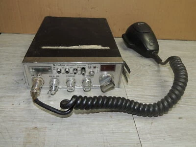 Radio Cobra 25 LTD St CB con micrófono CA-73, 40 canales Foto 1 de 4