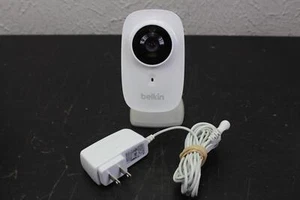 Belkin F7D7602v1 White 5V Wireless Wi-Fi Night Vision HD Compact Security Camera - Picture 1 of 2