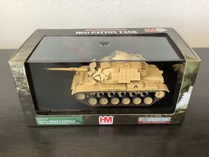 Hobby Master 1:72. - HG5612 - US M60A1 ‘Beirut Payback’ USMC, Desert Storm 1991 - Picture 1 of 2