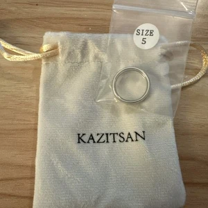 Kazitsan Wedding Band Size 5 - Picture 1 of 2