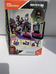 NIB Mega Construx Monster High Monsterific Booster Pack Building Set Clawdeen - Picture 1 of 24