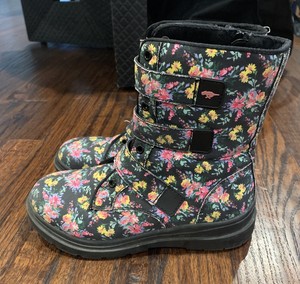 rocket dog canvas boots