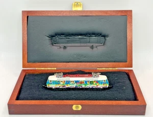 Z Scale Marklin 88531 DB A6 Christmas Livery Express Loco Custom Wood Case - Picture 1 of 10