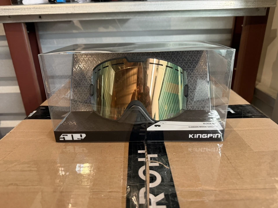509 Black Gum Kingpin Goggle F02001300-000-910 - Image 1 of 1