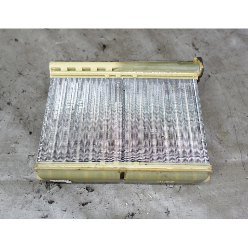 1992-1999 BMW E36 3-й серии заводской радиатор сердечника обогревателя OEM - Изображение 1 из 4