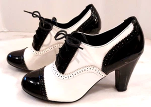 Viva Black and White Shoes Wingtip Tap Like Pump size UK 40 US 9.5 - Picture 1 of 8