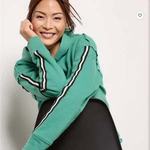 Neu mit Etikett Evereve Kerry Hoodie mit Bandbesatz Kelly grün Damen XS Freizeit Athleisure - Bild 1 von 14