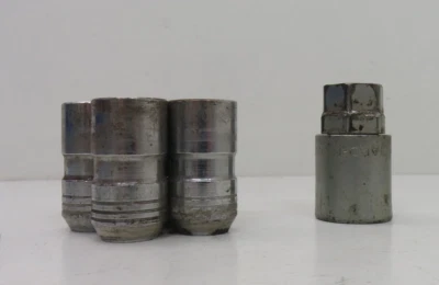 Land Rover Freelander 2 2008 SE JUEGO DE 5 TUERCAS DE RUEDA DE BLOQUEO Foto 1 de 4