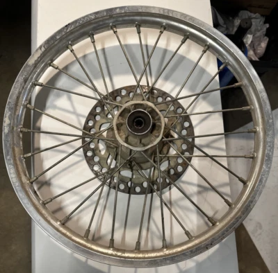 OEM 2001-25 KAWASAKI KX85 17" X 1.40 SILVER FRONT WHEEL 41034-1310 - Imagem 1 de 3