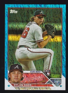 2023 Topps Update Series #US51 DYLAN DODD RC 384/999 Rookie Card BLUE FOILBOARD - Imagen 1 de 3