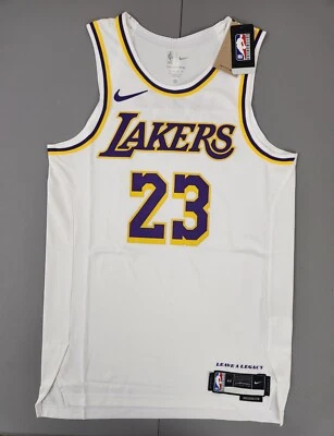 Camiseta Nike Lakers LeBron James Edición Asociación Auténtica Para Hombre Talla Mediana  Foto 1 de 4