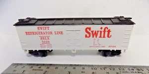 SWIFT KÜHLSCHRANKLEITUNG WEISS BOX CAR No.SRLX 2010 SPUR HO - Bild 1 von 6
