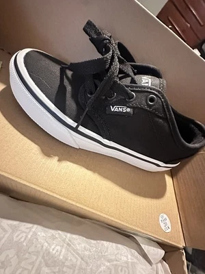 Vans Atwood Lona - Juvenil 12.5Y - Negro/Blanco - Totalmente Nuevo - En Caja $25 OBO Foto 1 de 3